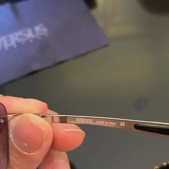 Versus by Versace sunglasses - Picture 3 of 4